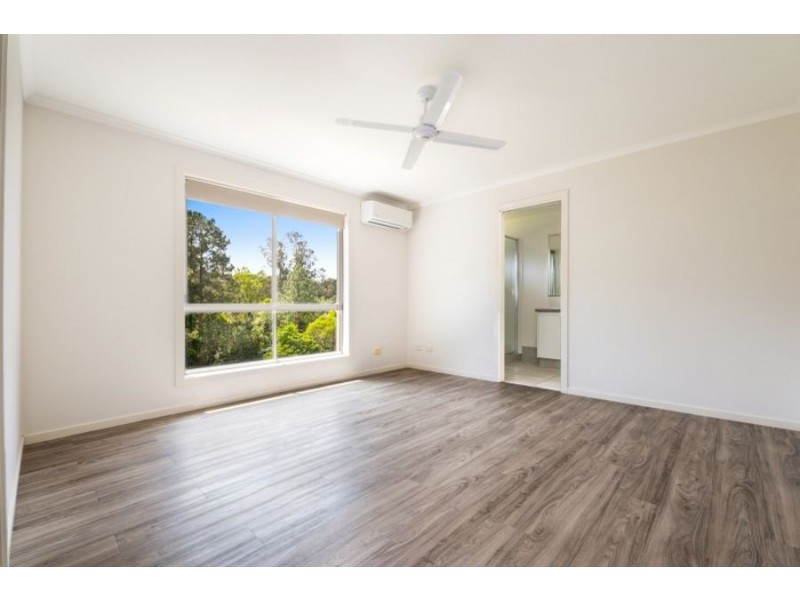 5 Grimes Terrace, Burnside QLD 4560