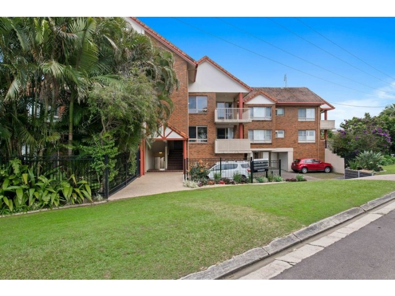 11/2 Camfield St, Alexandra Headland QLD 4572