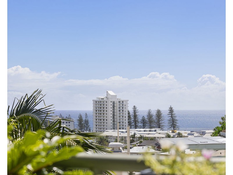 4/124 Buderim Ave, Alexandra Headland QLD 4572