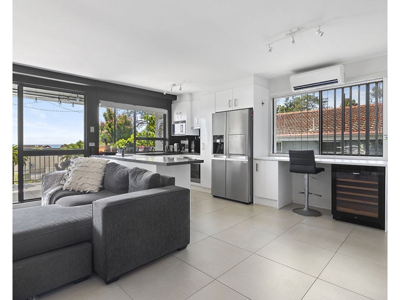 4/124 Buderim Ave, Alexandra Headland QLD 4572