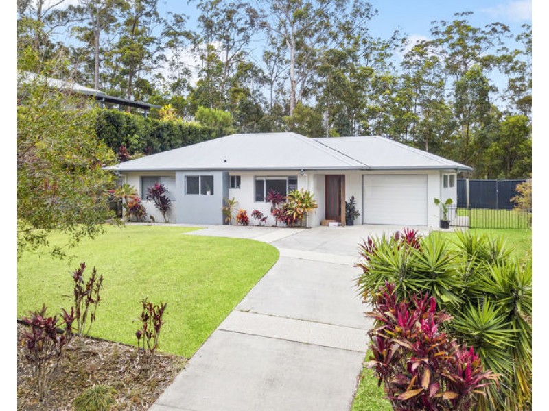 9 Apple Gum Place, Palmview QLD 4553