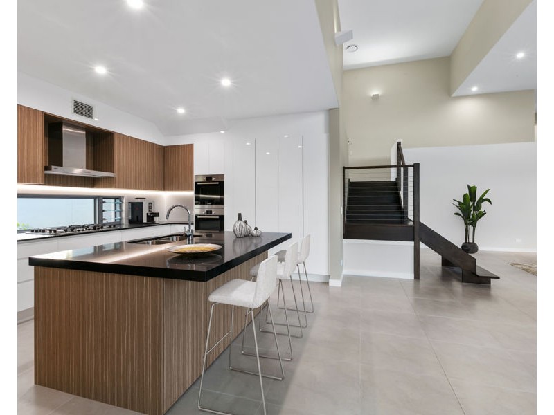 9 Apple Gum Place, Palmview QLD 4553