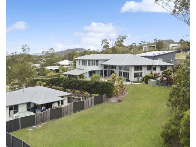 9 Apple Gum Place, Palmview QLD 4553