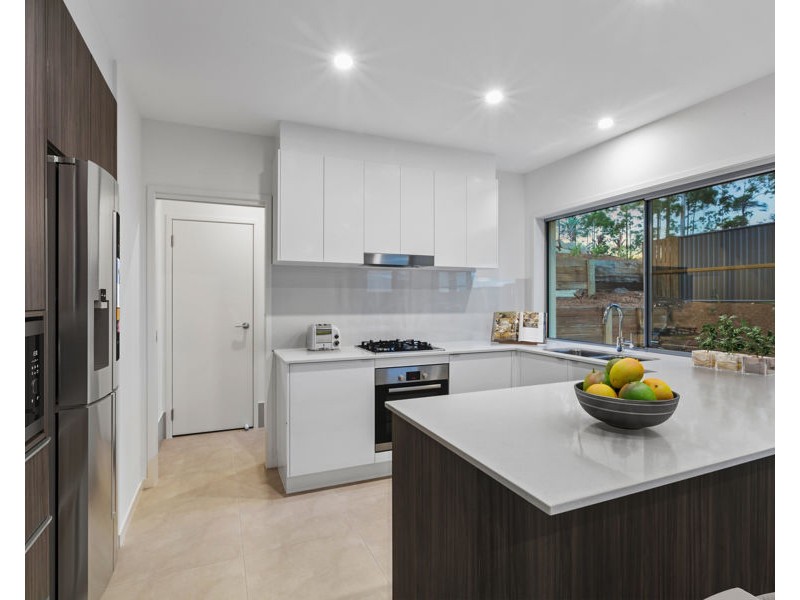 9 Apple Gum Place, Palmview QLD 4553