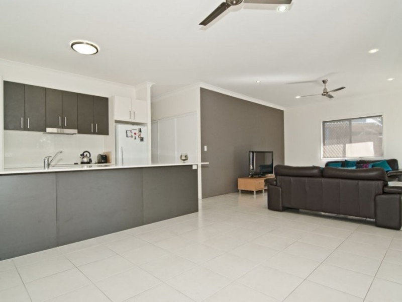 2/ 11 Allamanda Avenue, Buderim QLD 4556