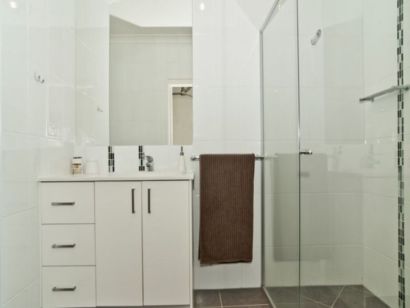 2/ 11 Allamanda Avenue, Buderim QLD 4556