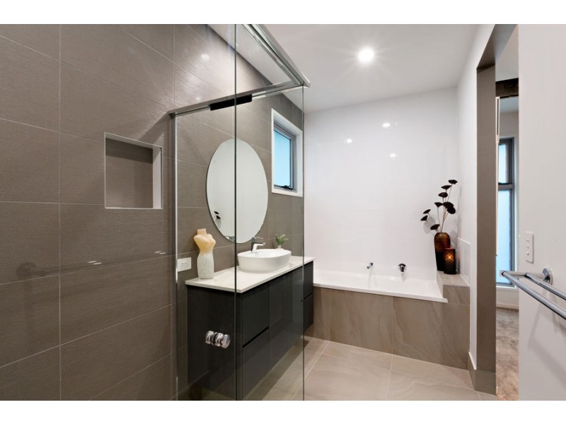 Unit 5 2b Centreview Ct, Buderim QLD 4556