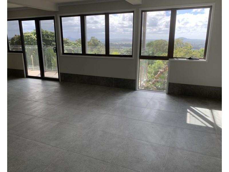 2/1 Riverview Ave, Buderim QLD 4556