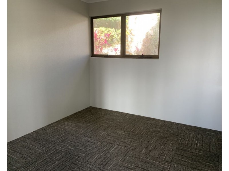 2/1 Riverview Ave, Buderim QLD 4556