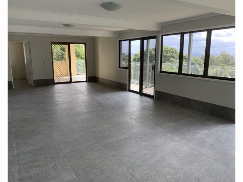 2/1 Riverview Ave, Buderim QLD 4556