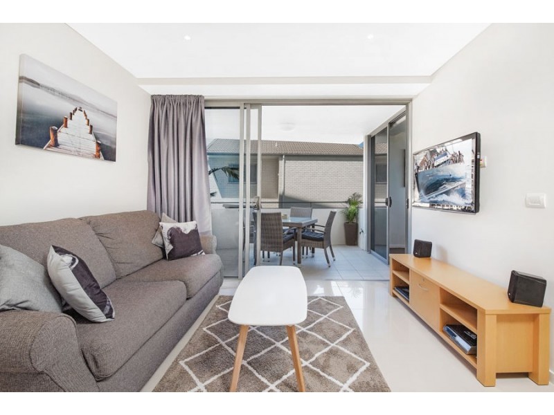 301 79-83 First Ave, Mooloolaba QLD 4557