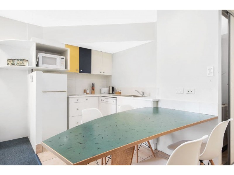 87-89 First Ave, Mooloolaba QLD 4557