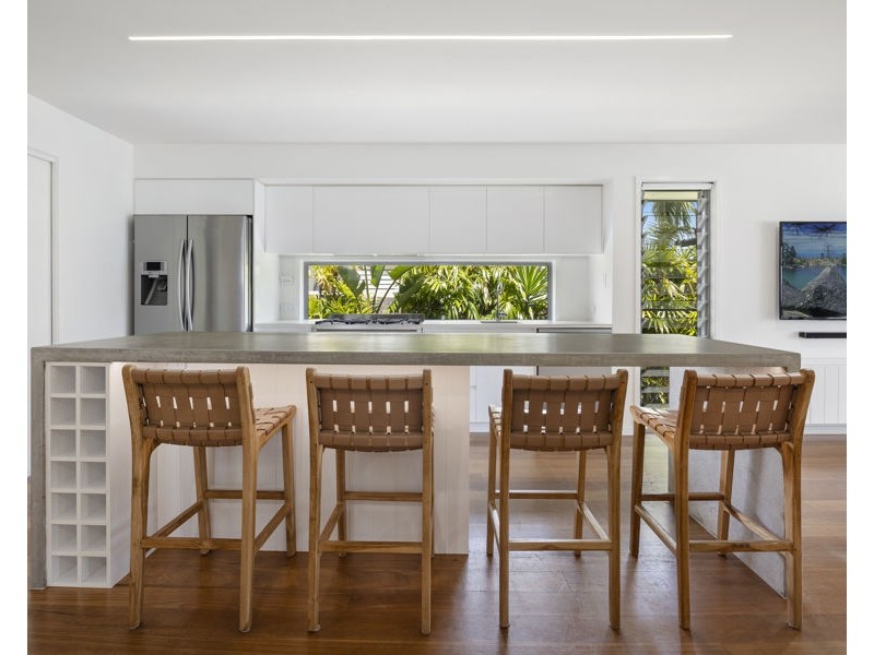 42 Yorlambu Parade, Maroochydore QLD 4558