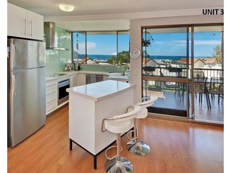 3/124 Buderim Ave, Alexandra Headland QLD 4572