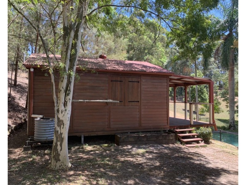 1 Merimist Way, Kiels Mountain QLD 4559