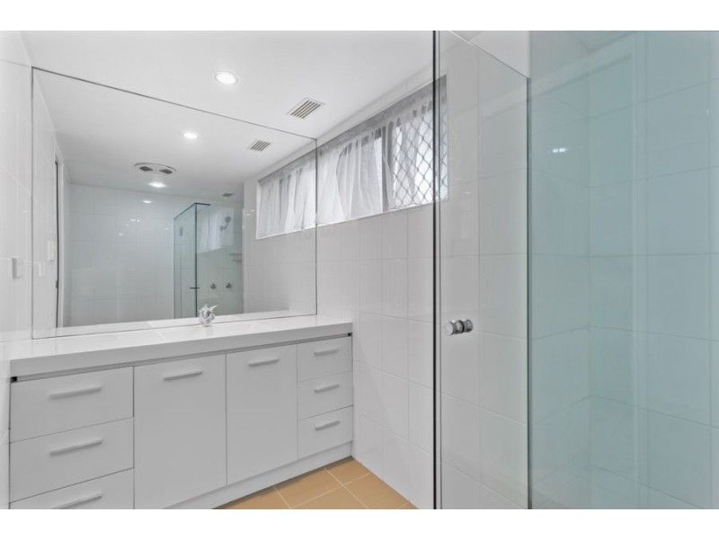 2/19 Amaroo Drive, Buderim QLD 4556