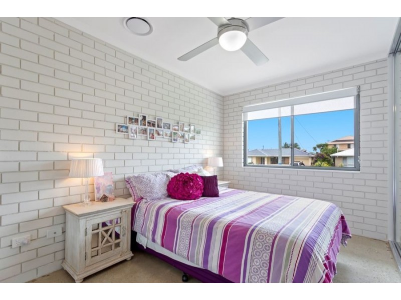 11 Moondarra Crescent, Mooloolaba QLD 4557