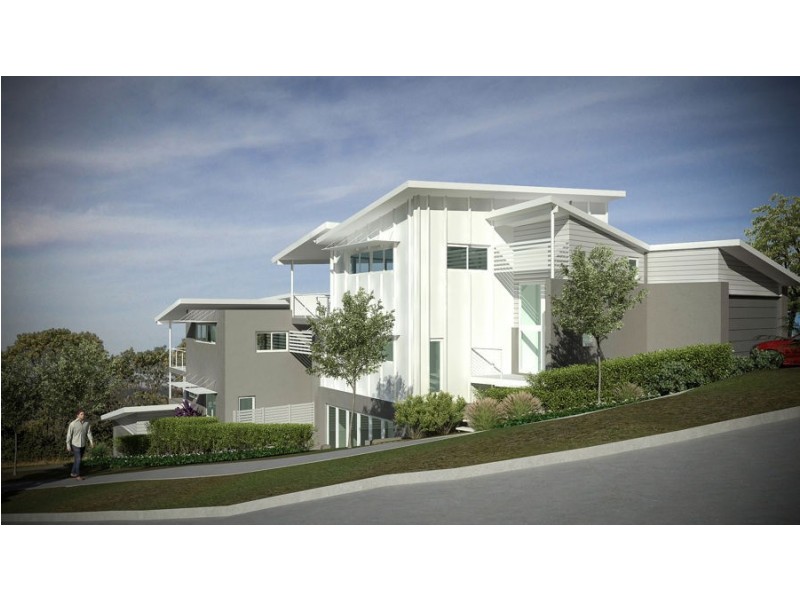 22 Yakola Parade ( Cnr Yoomba Cr ), Alexandra Headland QLD 4572