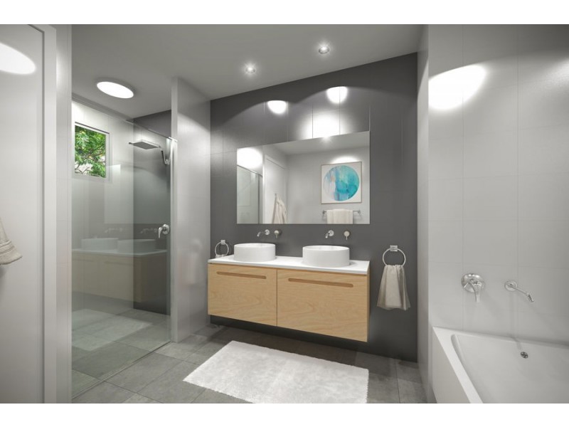 22 Yakola Parade ( Cnr Yoomba Cr ), Alexandra Headland QLD 4572