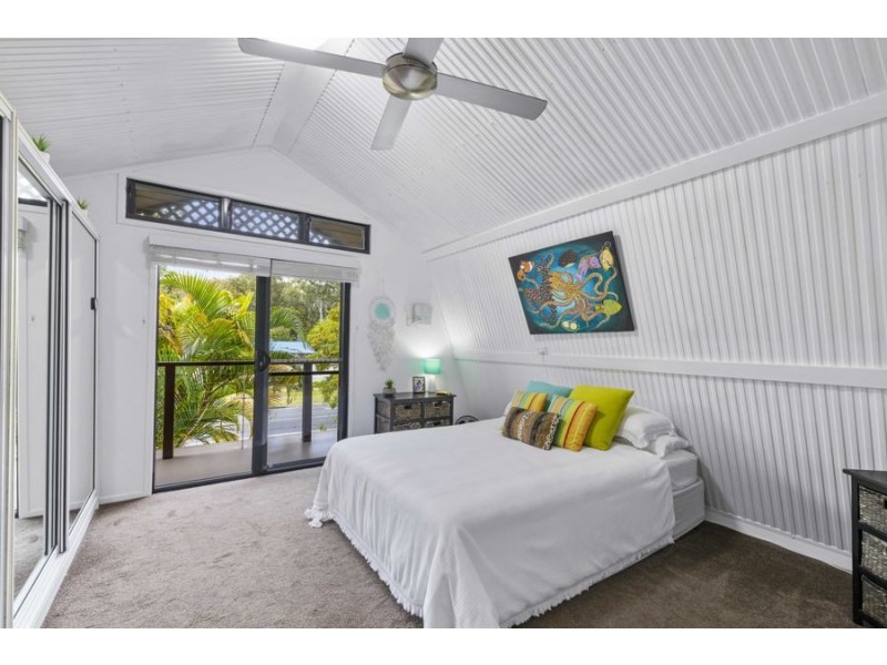 28 Amarina Ave, Mooloolaba QLD 4557