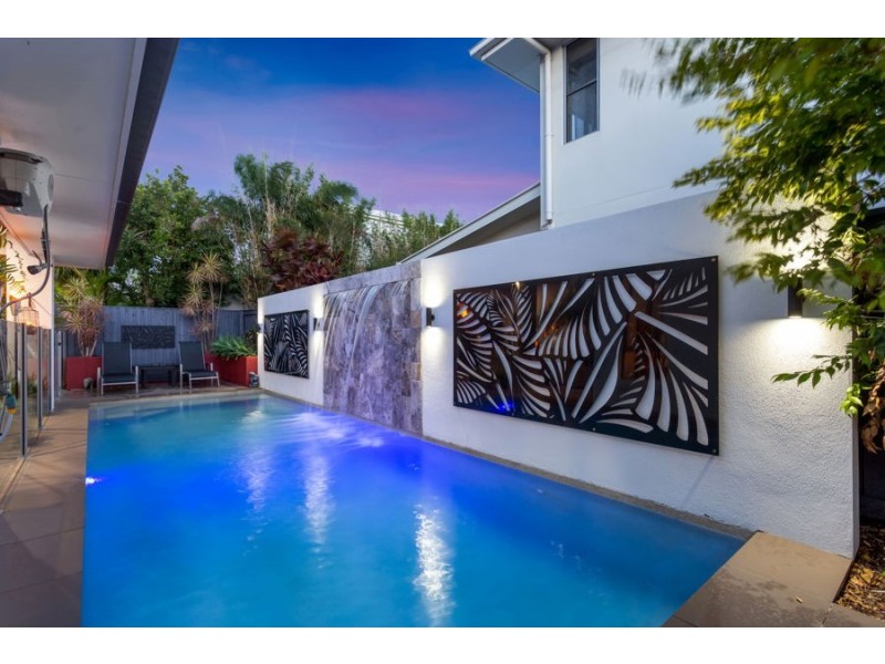 1 Tomkins Esp, Birtinya QLD 4575