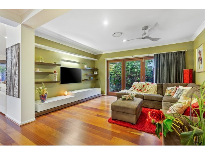 1 Tomkins Esp, Birtinya QLD 4575