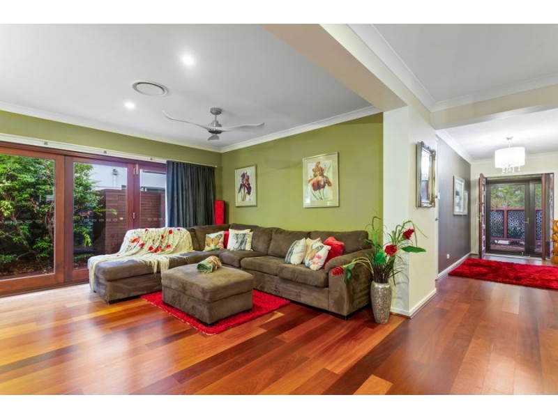 1 Tomkins Esp, Birtinya QLD 4575