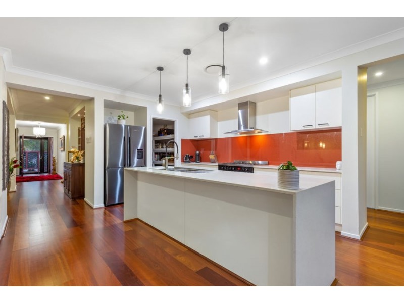 1 Tomkins Esp, Birtinya QLD 4575