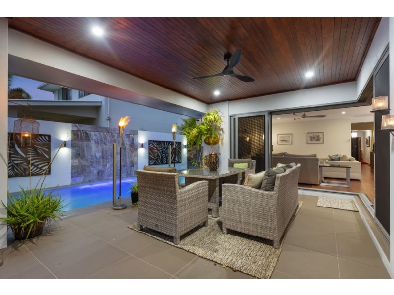 1 Tomkins Esp, Birtinya QLD 4575