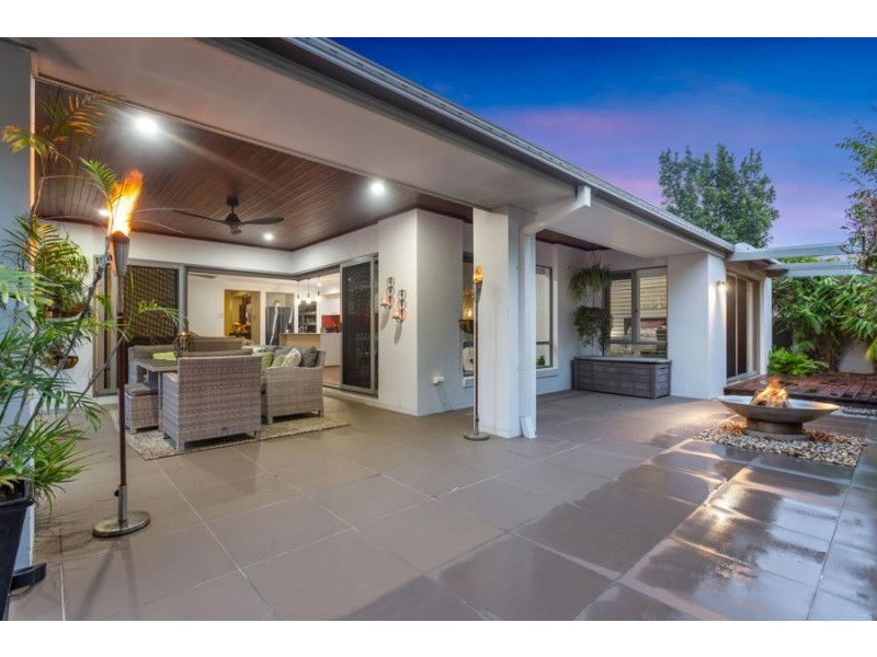 1 Tomkins Esp, Birtinya QLD 4575