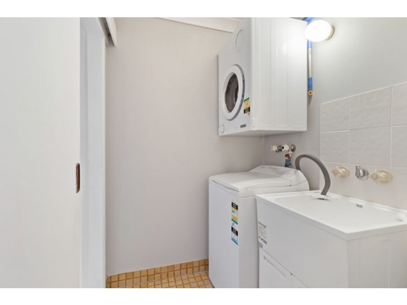 11 20-22 Woomba Place, Mooloolaba QLD 4557