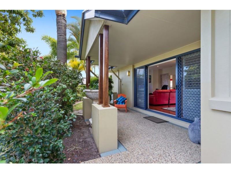 2 Flores Street, Parrearra QLD 4575