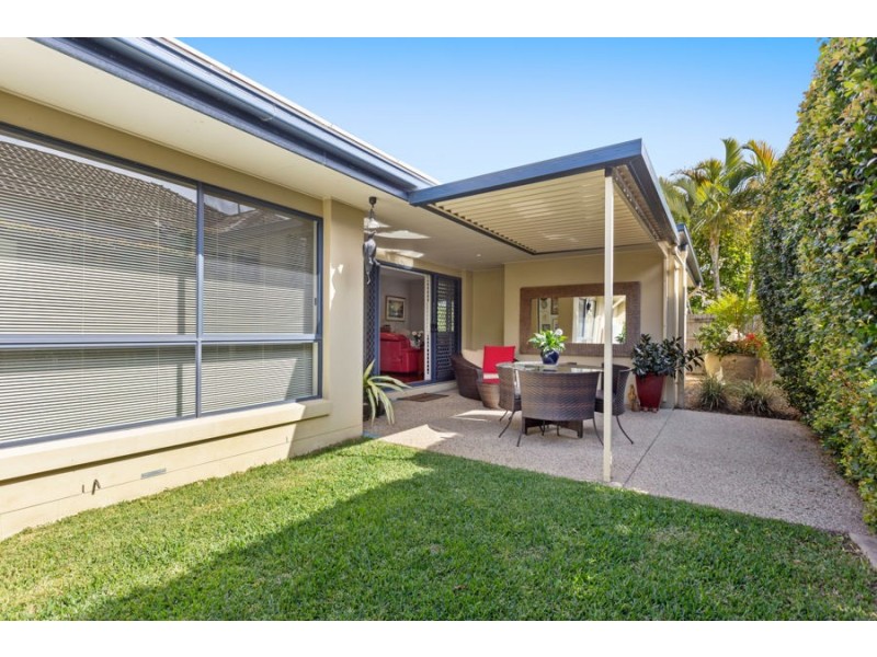 2 Flores Street, Parrearra QLD 4575