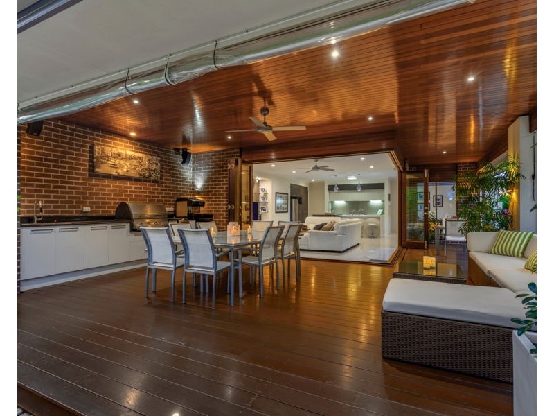 1 Blade Court, Birtinya QLD 4575