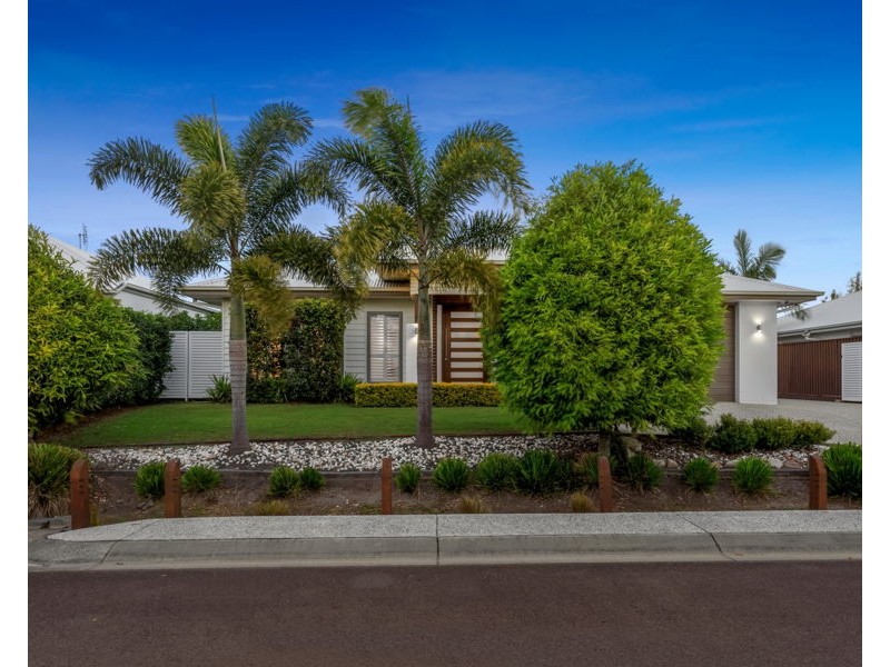 1 Blade Court, Birtinya QLD 4575