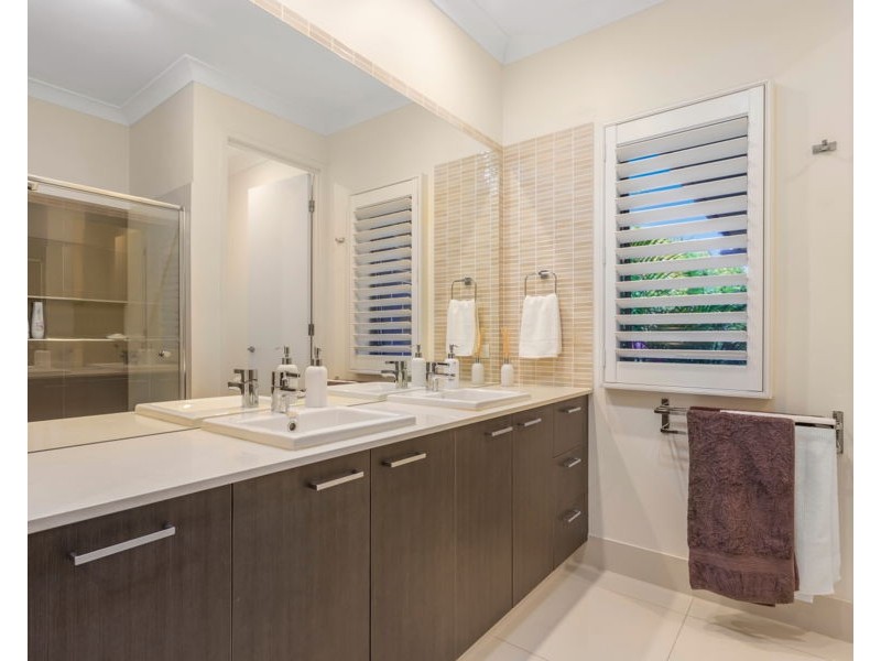 1 Blade Court, Birtinya QLD 4575