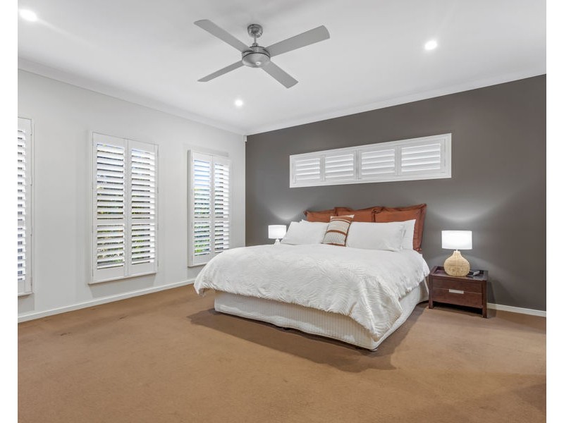 1 Blade Court, Birtinya QLD 4575