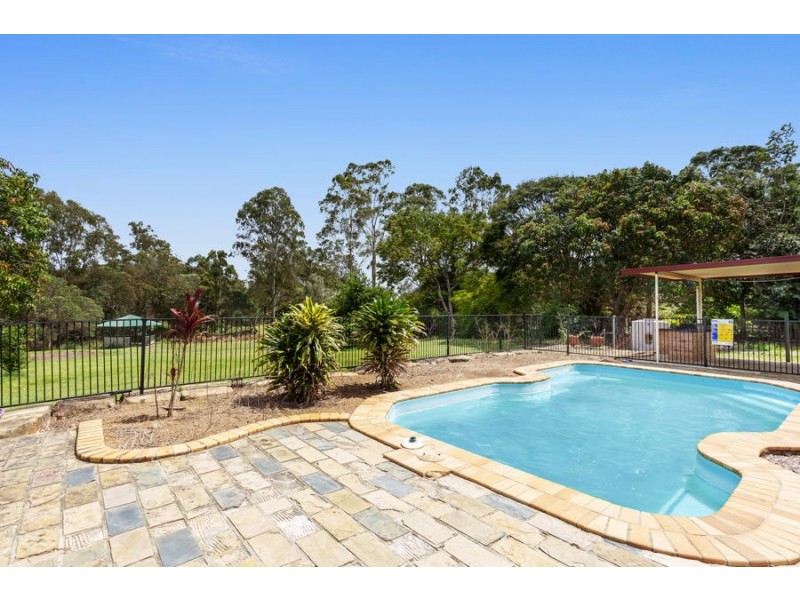 109 Morris Road, Elimbah QLD 4516