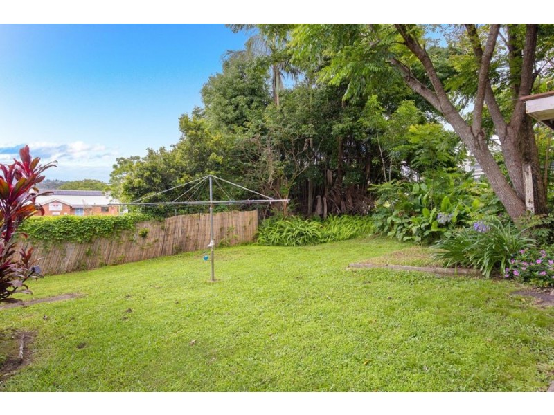 12 Arundell Ave, Nambour QLD 4560