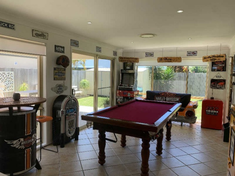 11 Sailfish Drive, Mountain Creek QLD 4557