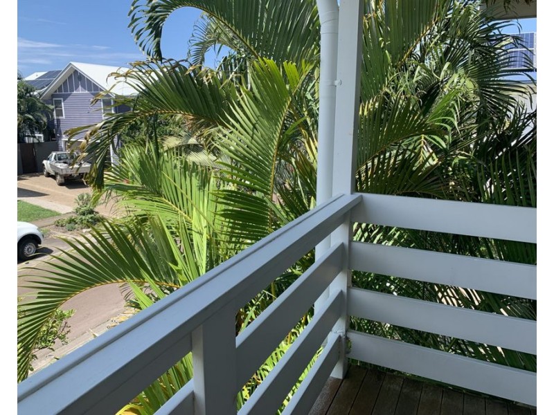 6 a Lakedrive Crescent, Marcoola QLD 4564