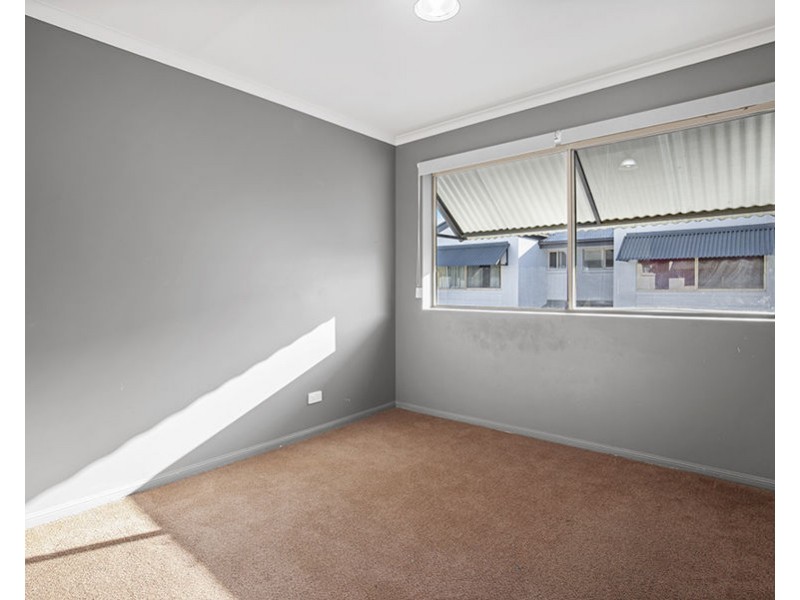 2/38 Dalton Drive, Maroochydore QLD 4558