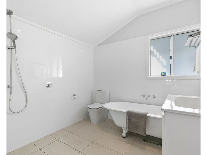 11 Hay Rd, Dayboro QLD 4521