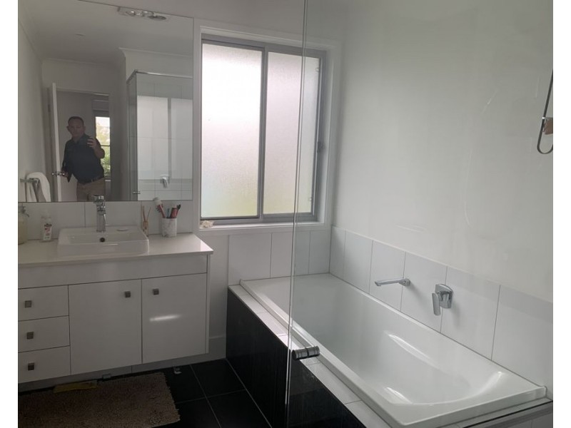 4 Geordy Close, Beerwah QLD 4519