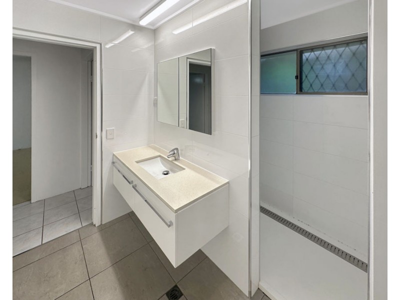 2/124 Buderim Ave, Alexandra Headland QLD 4572
