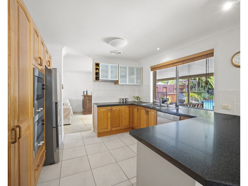 12 Lurnea Crescent, Mountain Creek QLD 4557