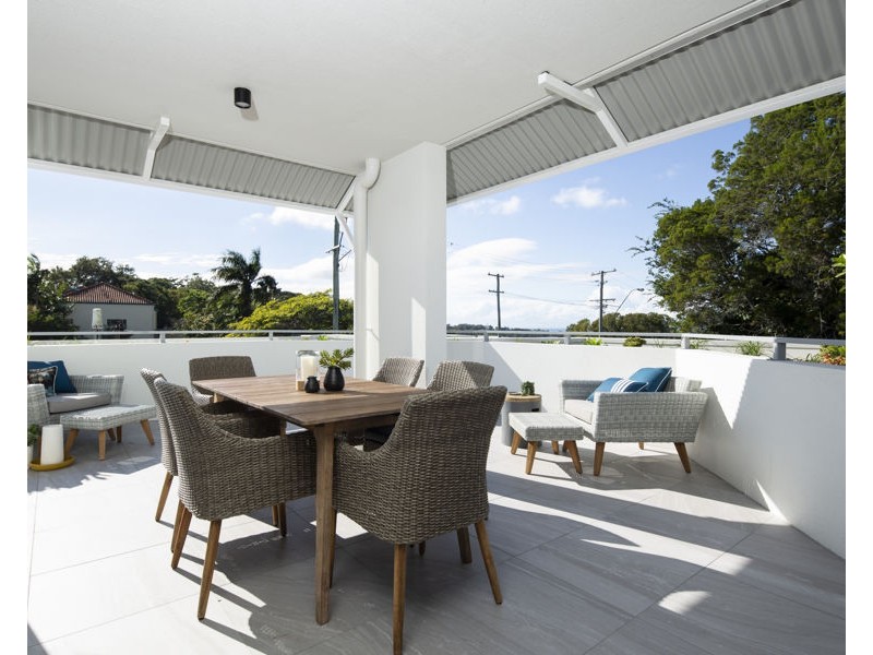 2/2 Pioneer Crescent, Buderim QLD 4556