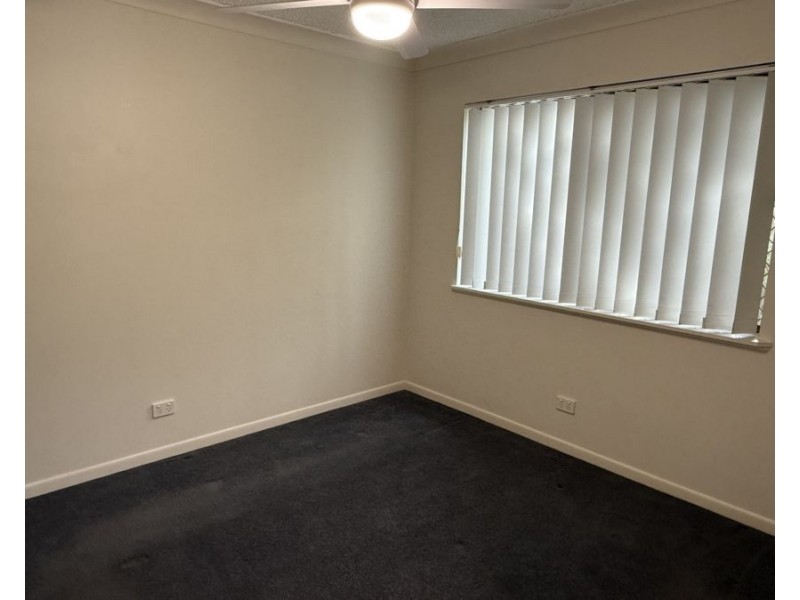 1/19 Akeringa Place, Mooloolaba QLD 4557
