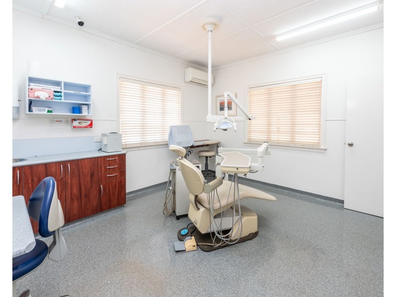 13 William St, Kingaroy QLD 4610