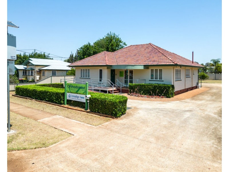 13 William St, Kingaroy QLD 4610
